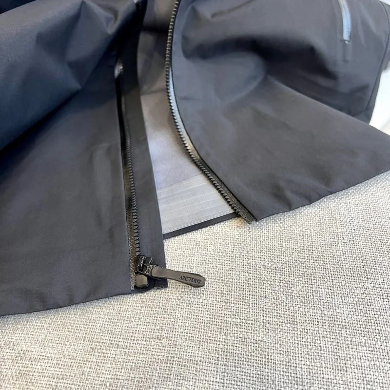 Arcteryx Outwear Durable 163403
