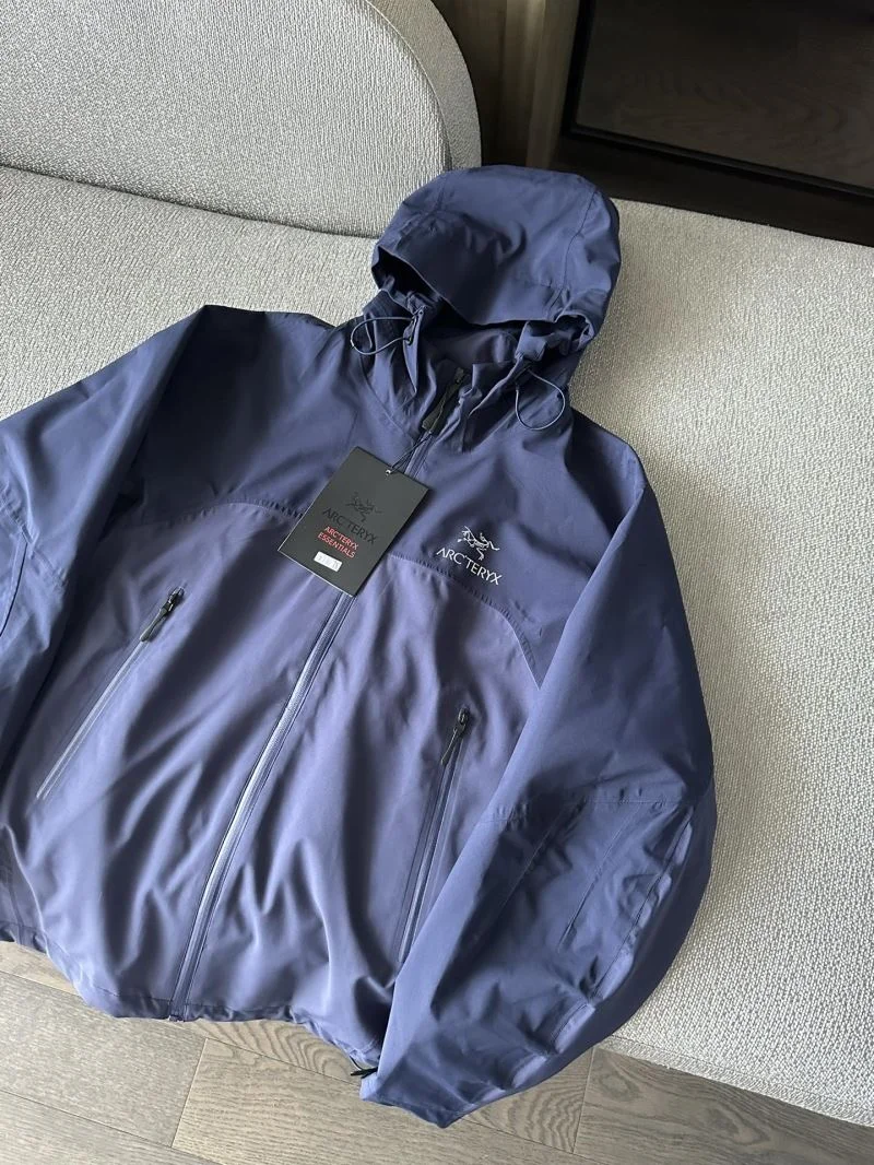 Arcteryx Outwear Colorful 163344