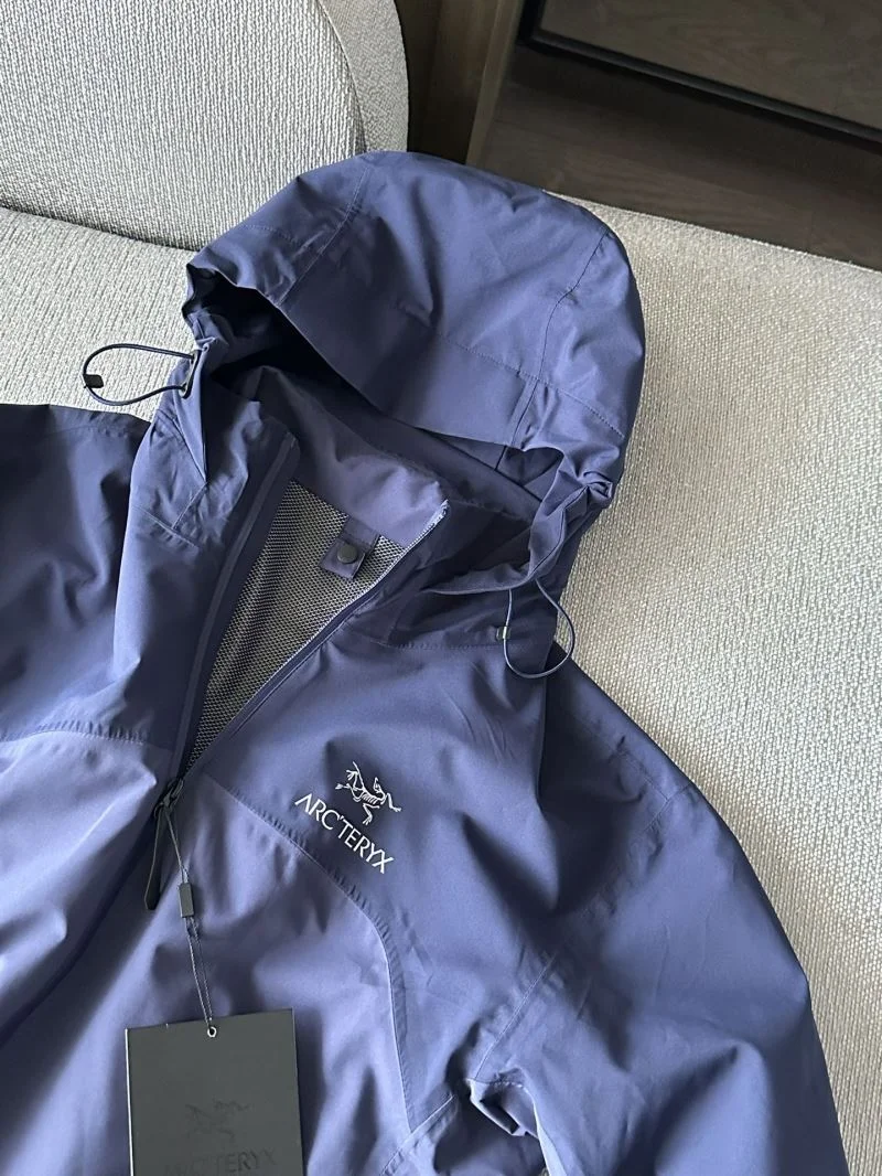 Arcteryx Outwear Colorful 163344