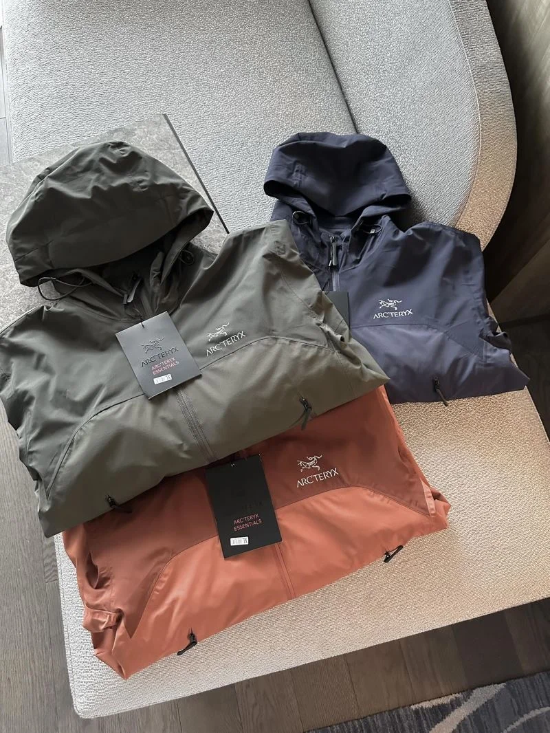 Arcteryx Outwear Minimalist 163338