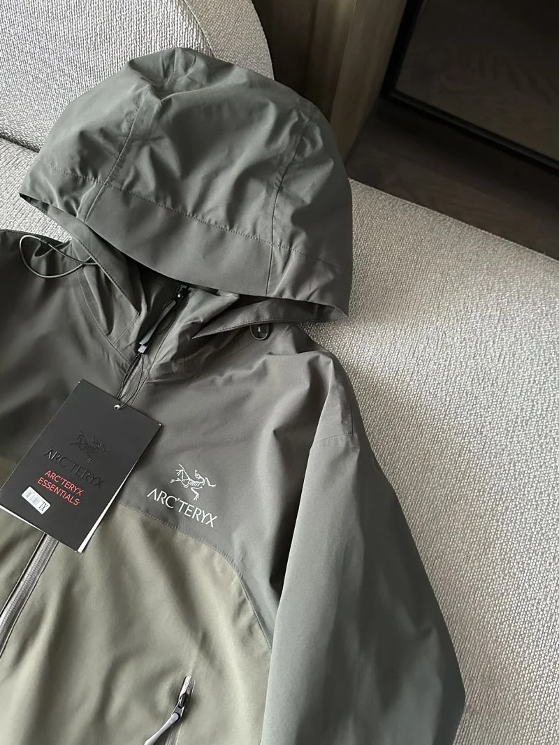 Arcteryx Outwear Minimalist 163338