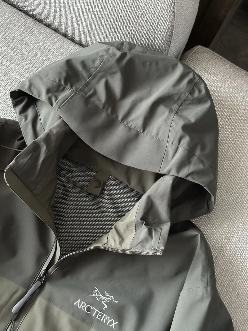 Arcteryx Outwear Minimalist 163338