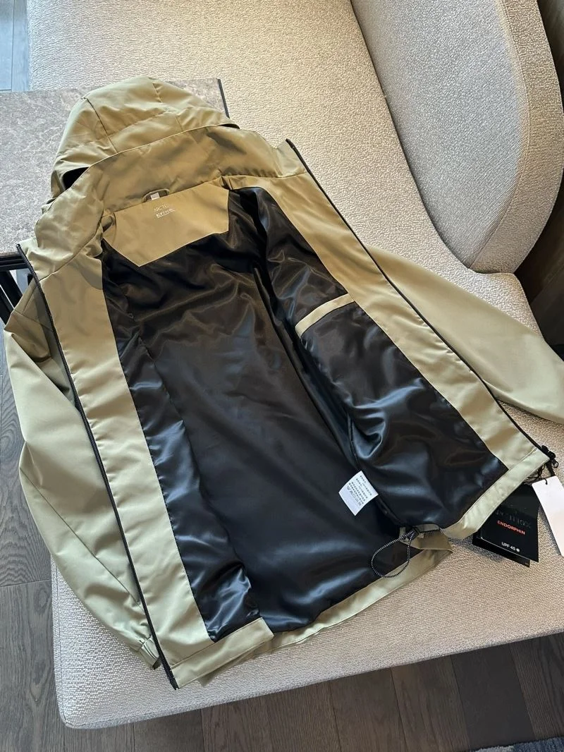 Comfortable Arcteryx Outwear 163369