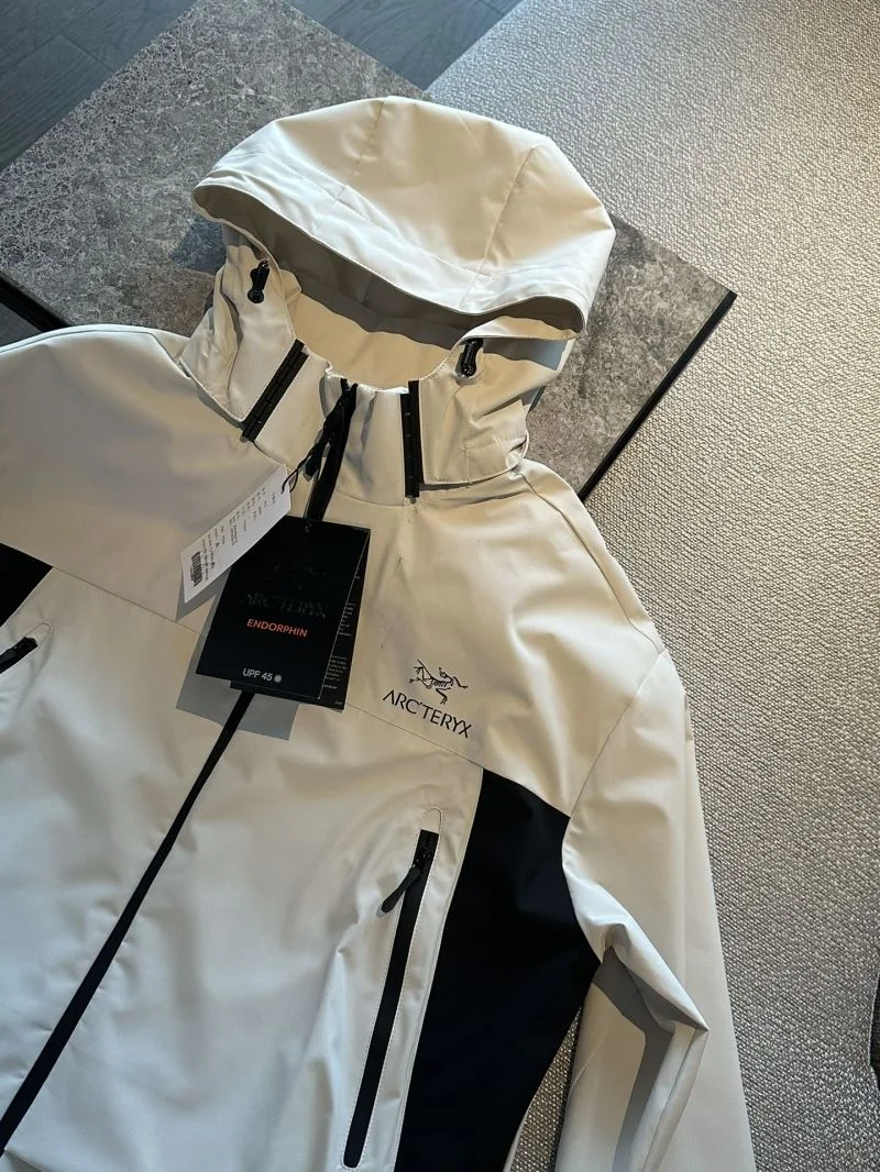 Arcteryx Outwear OnTrend 163335