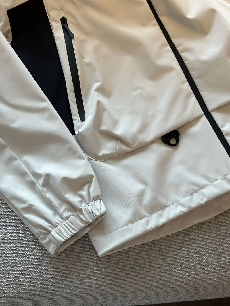 Arcteryx Outwear OnTrend 163335