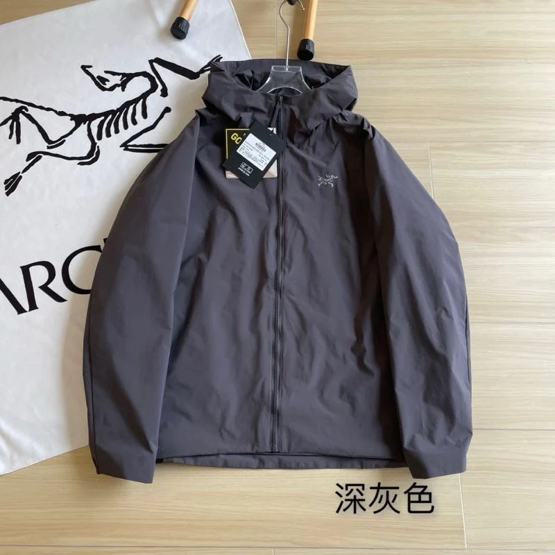 Arcteryx Outwear Breathable 163321