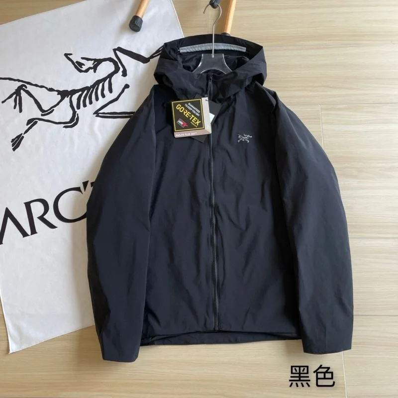 Arcteryx Outwear Breathable 163321