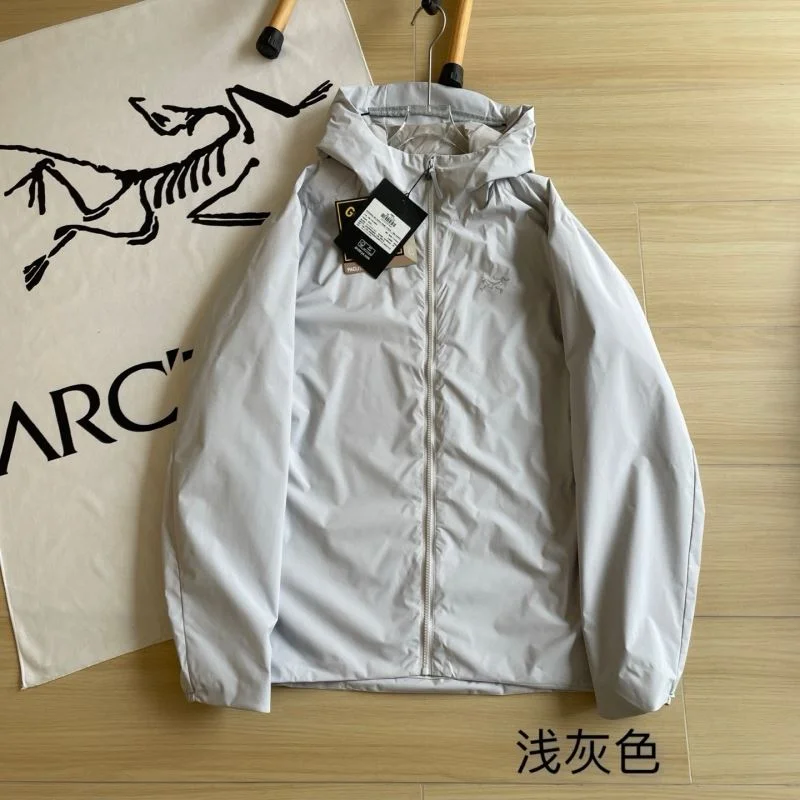 Arcteryx Outwear Breathable 163321