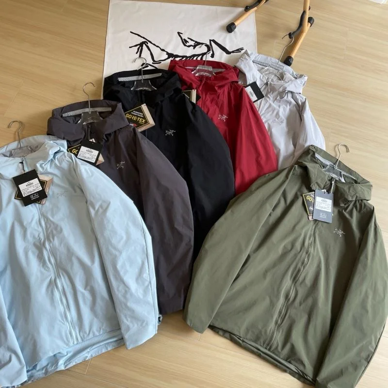 Arcteryx Outwear Breathable 163321