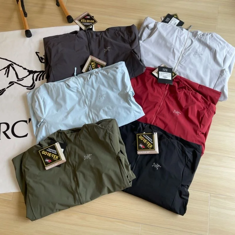 Arcteryx Outwear Breathable 163321