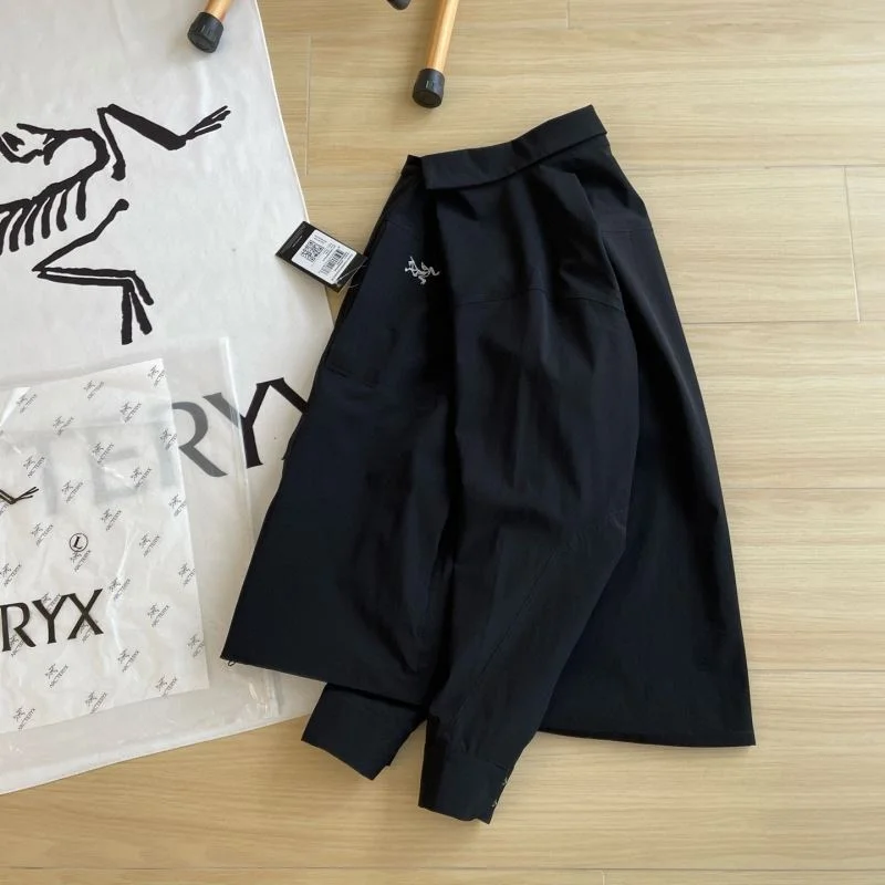 Vibrant Arcteryx Outwear 163320