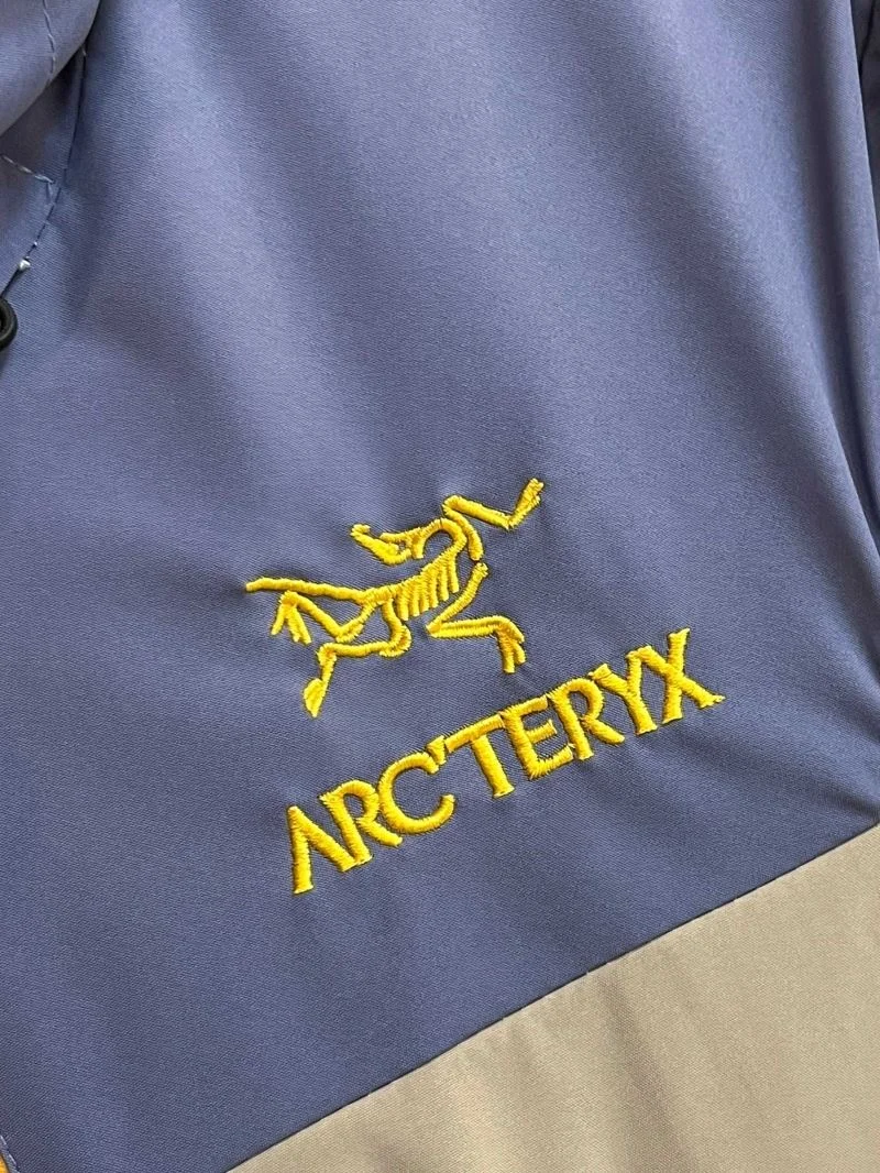 Arcteryx Outwear Flexible 163314