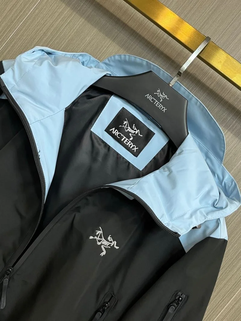 Arcteryx Outwear Supportive 163313