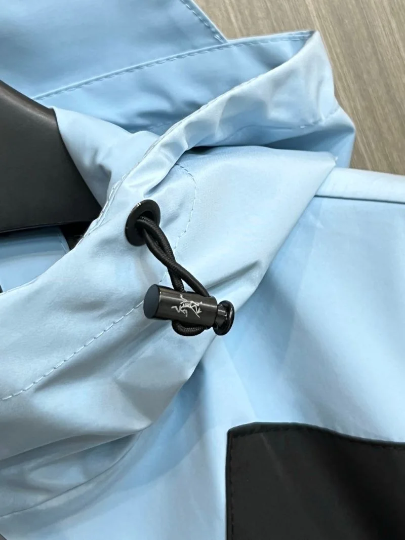 Arcteryx Outwear Supportive 163313