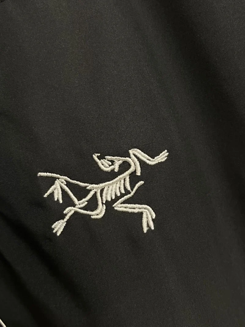 Arcteryx Outwear Supportive 163313