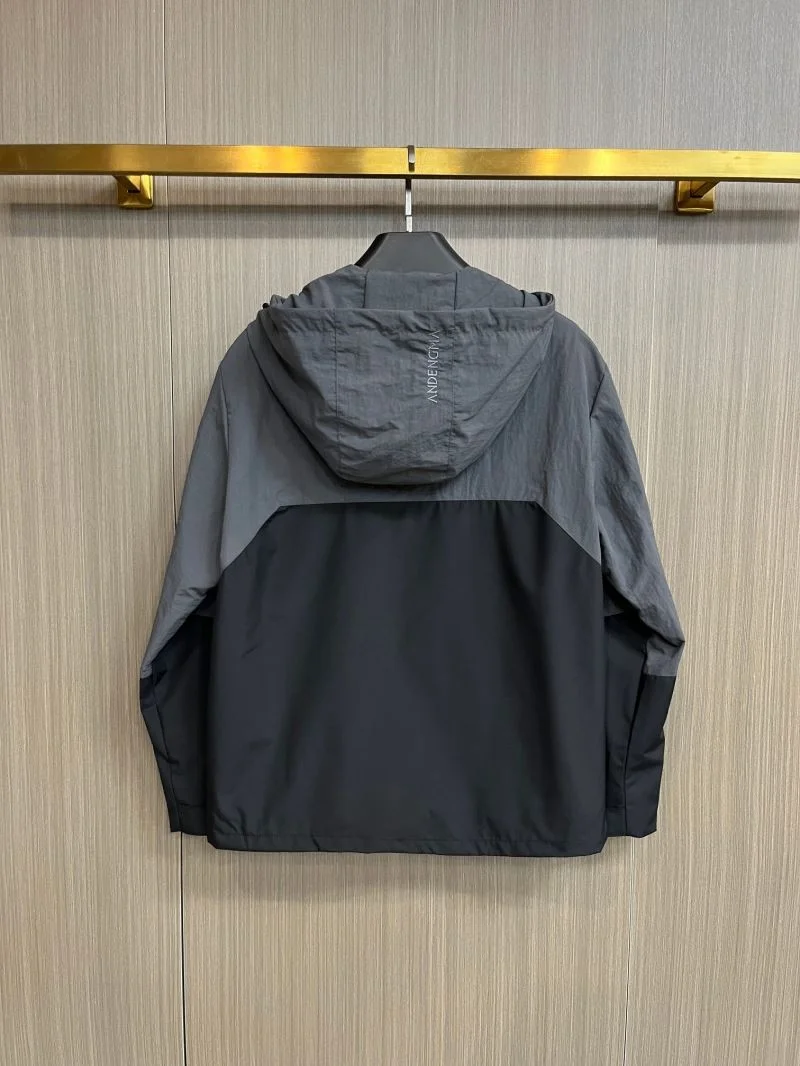 Compact Arcteryx Outwear 163307