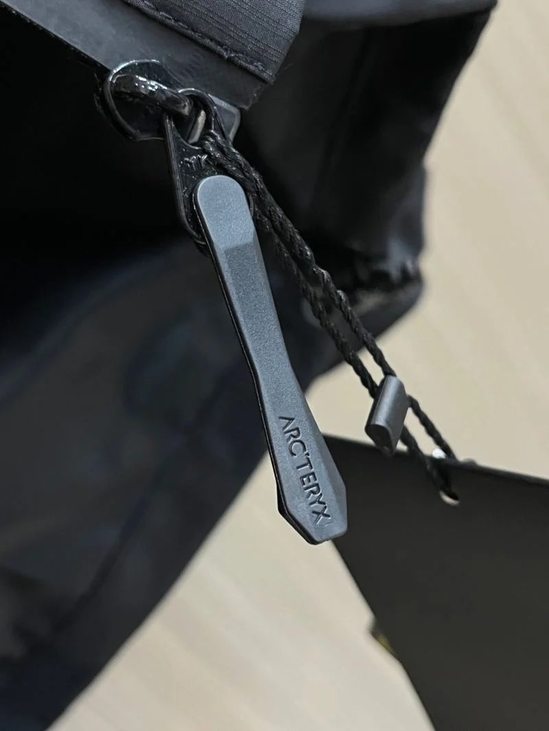 Compact Arcteryx Outwear 163307
