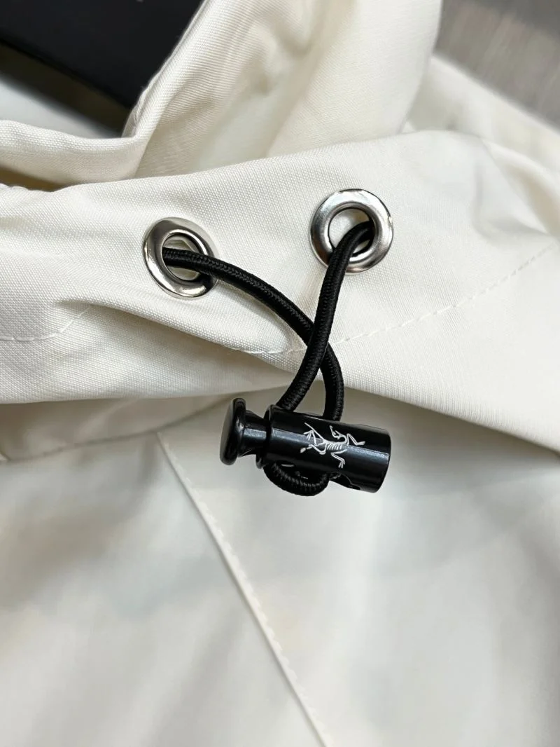 Arcteryx Outwear Neat 163300