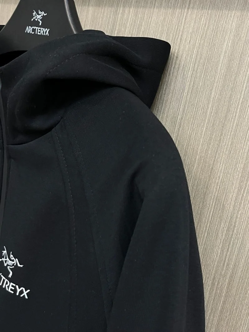 Arcteryx Outwear Tailored 163290