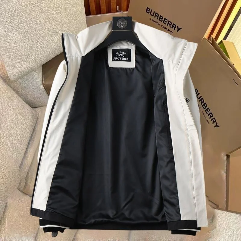 Arcteryx Outwear UrbanChic 163302