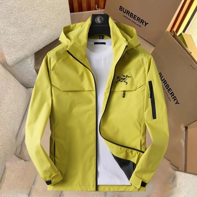 Arcteryx Outwear Minimalist 163282