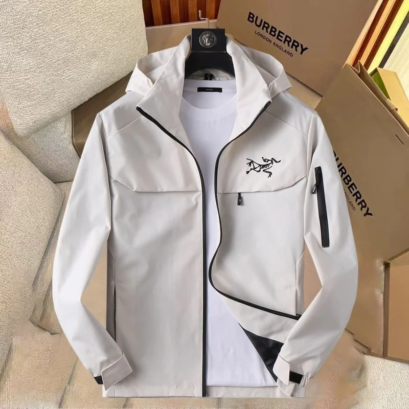 Arcteryx Outwear Minimalist 163282