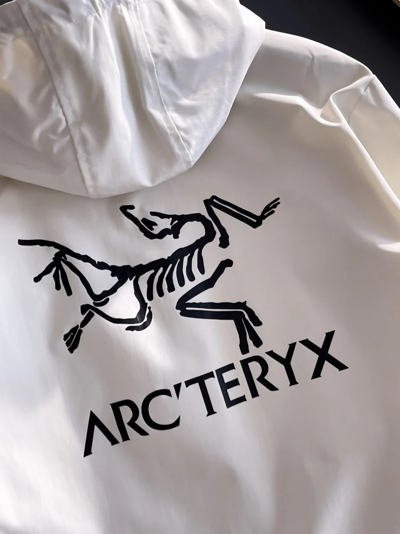 Arcteryx Outwear WrinkleFree 163286