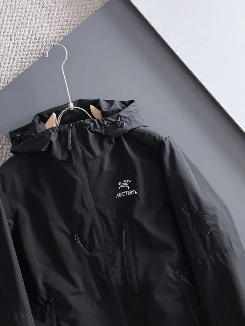 Arcteryx Outwear RelaxedFit 163288
