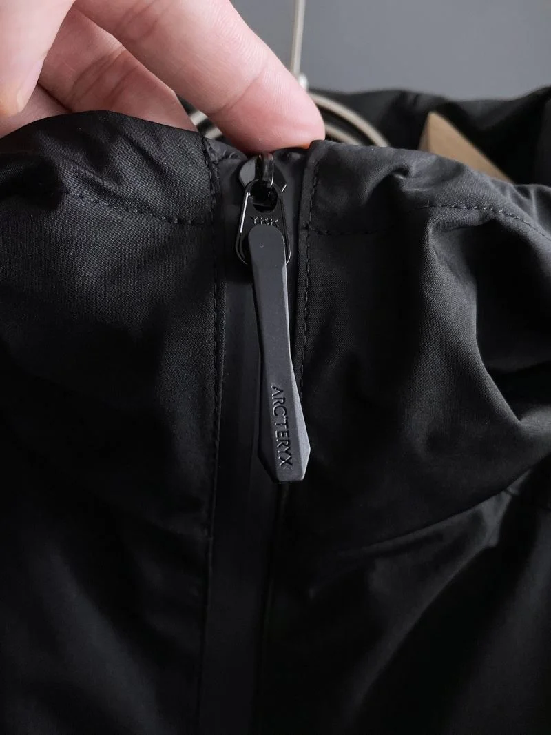 TechFriendly Arcteryx Outwear 163279