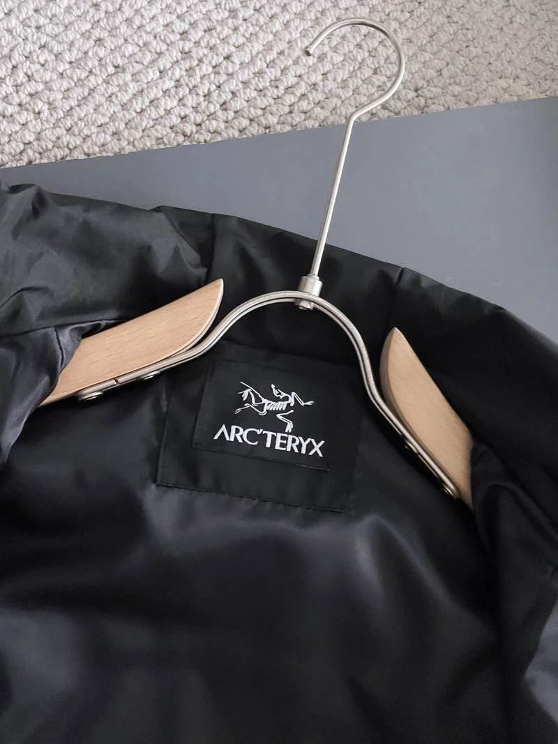 TechFriendly Arcteryx Outwear 163279