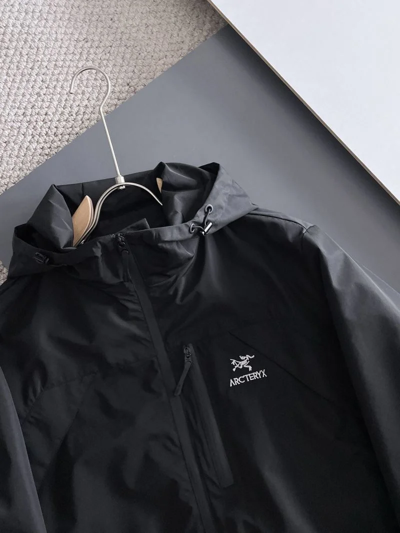 Arcteryx Outwear Resilient 163281