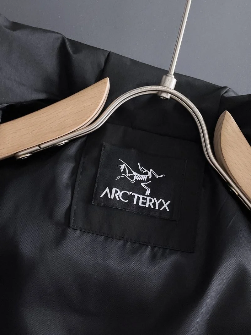 Arcteryx Outwear Resilient 163281