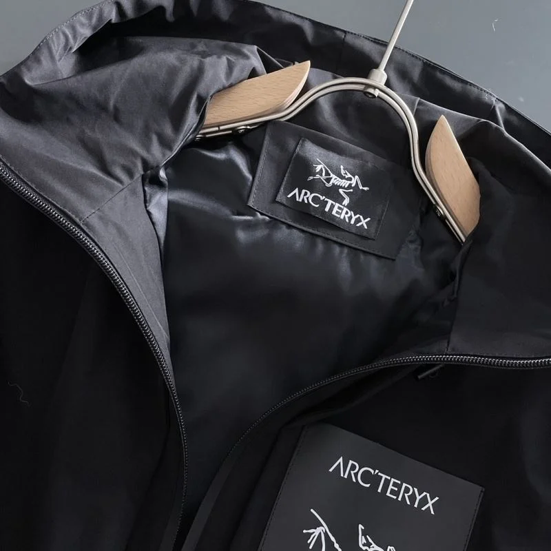 Arcteryx Outwear Premium 163271