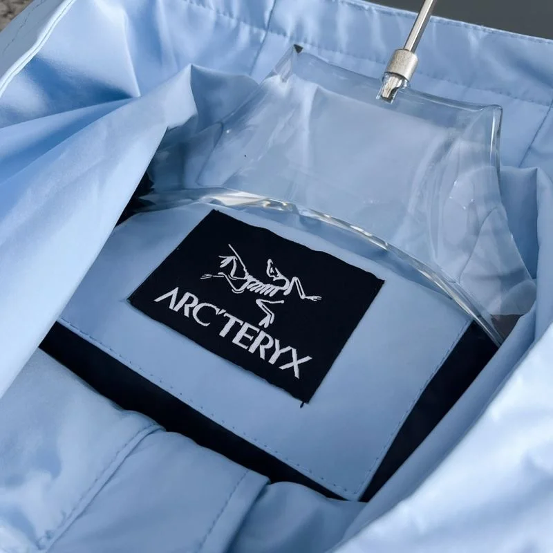 Arcteryx Outwear ZipUp 163260