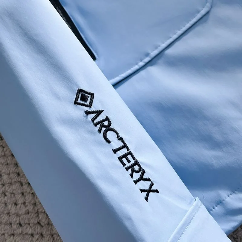 Arcteryx Outwear ZipUp 163260