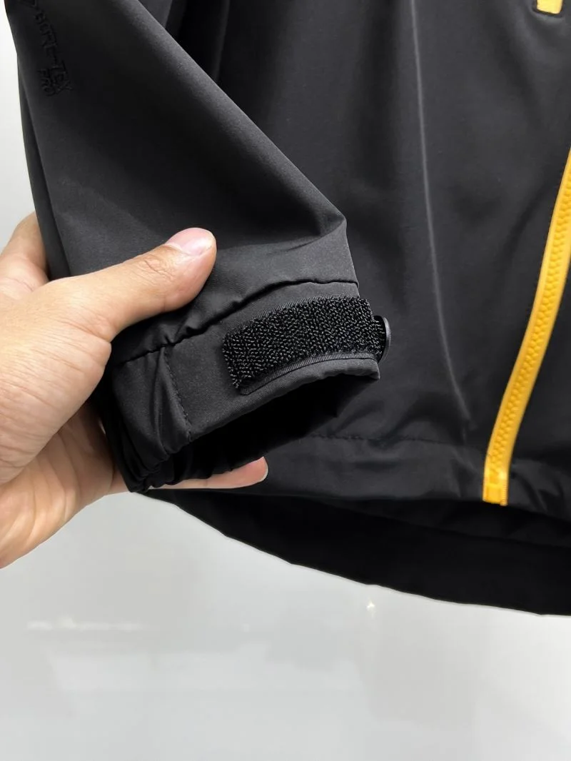 Breathable Arcteryx Outwear 163243