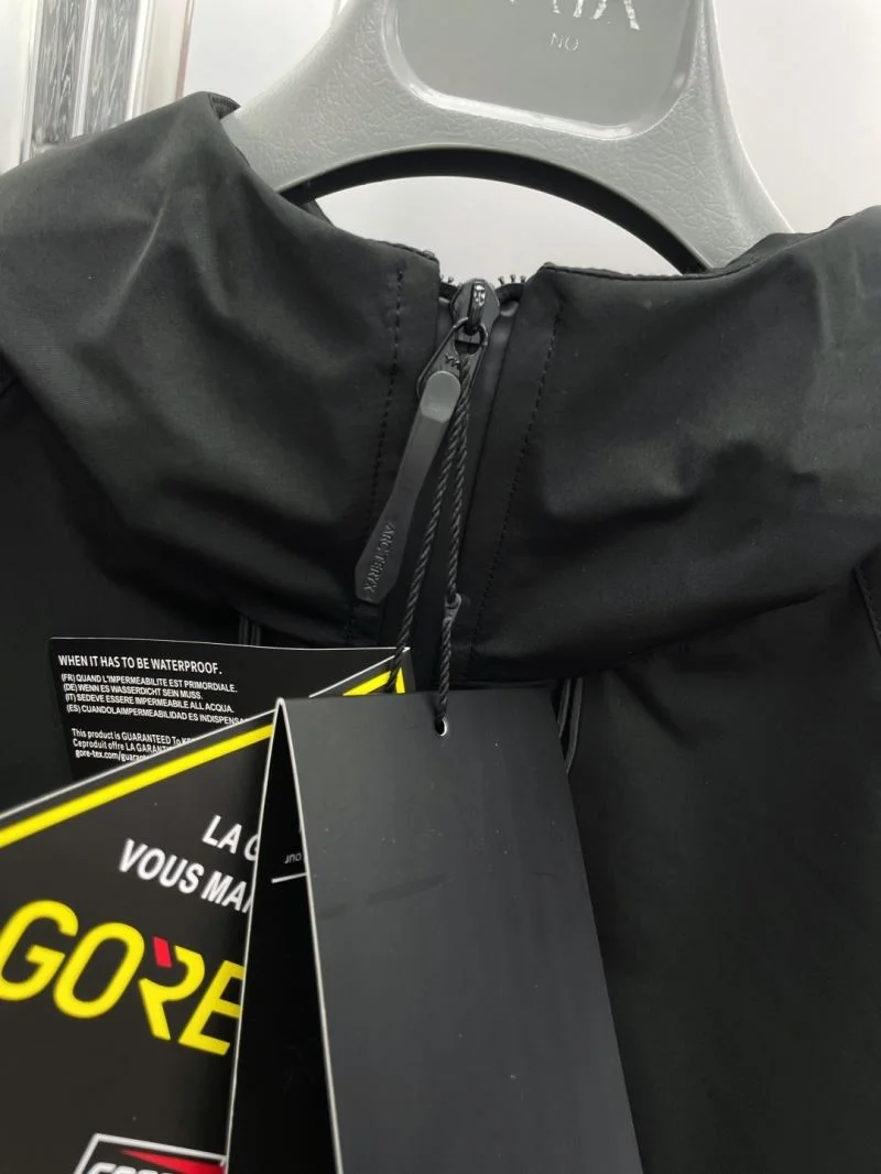 Flexible Arcteryx Outwear 163306