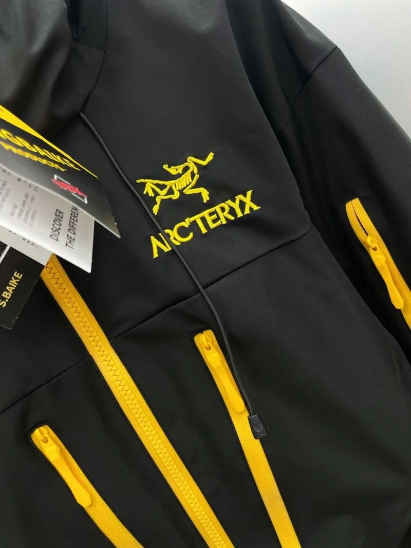 Resilient Arcteryx Outwear 163240