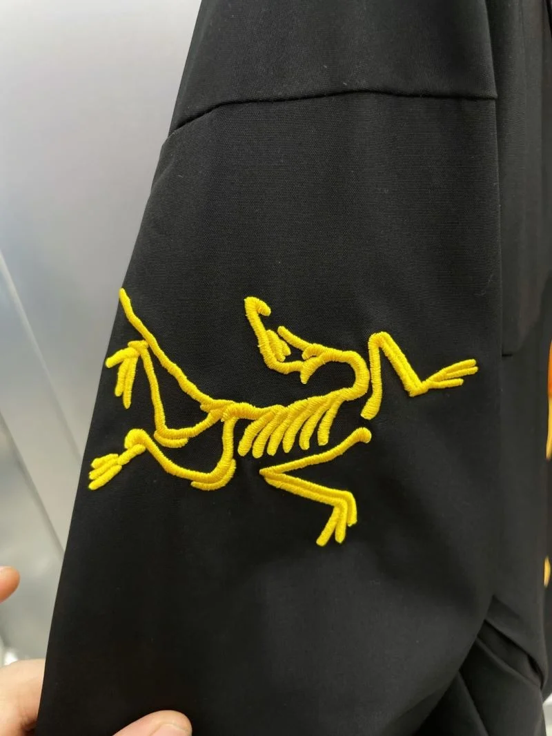 Resilient Arcteryx Outwear 163240