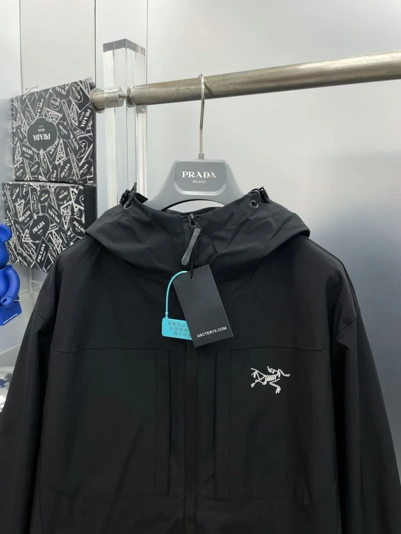 Affordable Arcteryx Outwear 163239