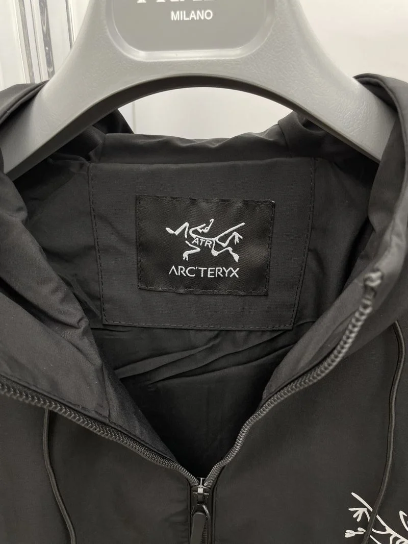 Arcteryx Outwear ModernLook 163241