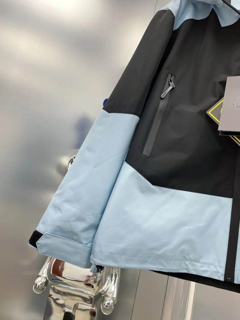 Arcteryx Outwear Effortless 163237
