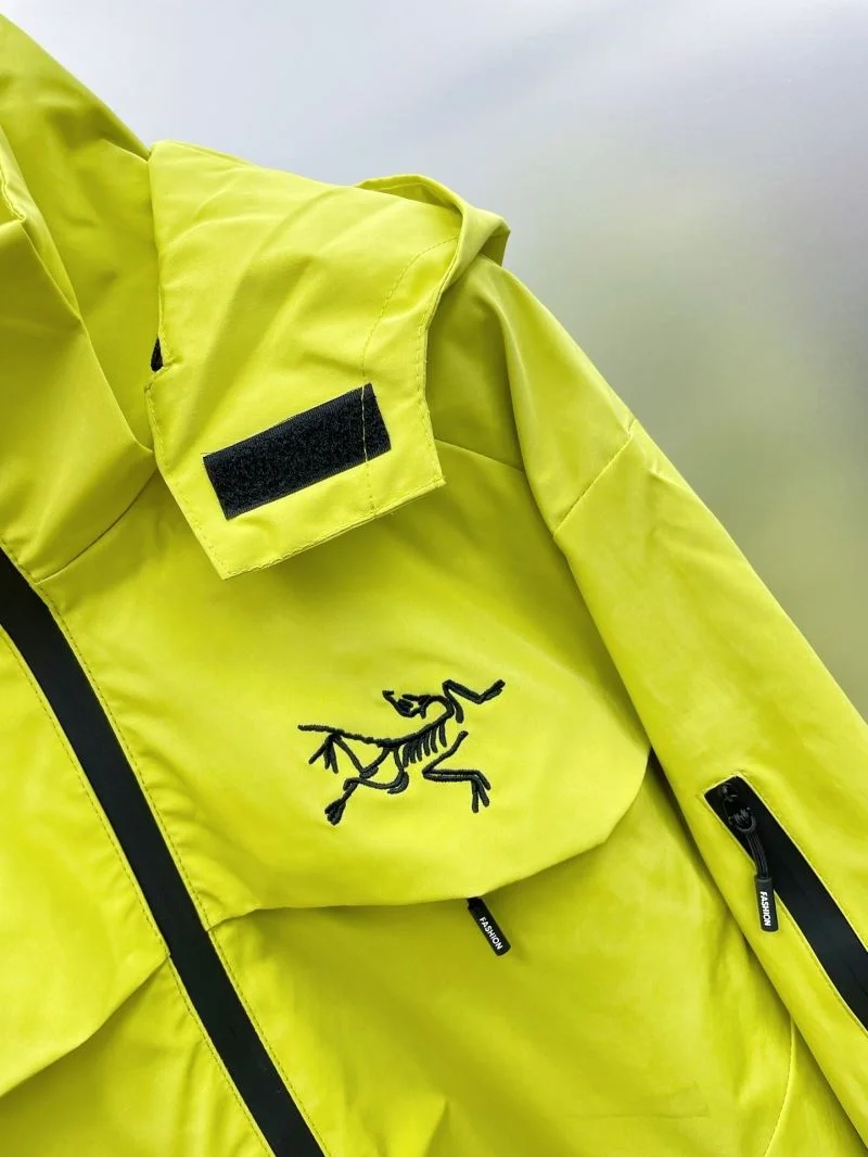 Arcteryx Outwear Versatile 163230