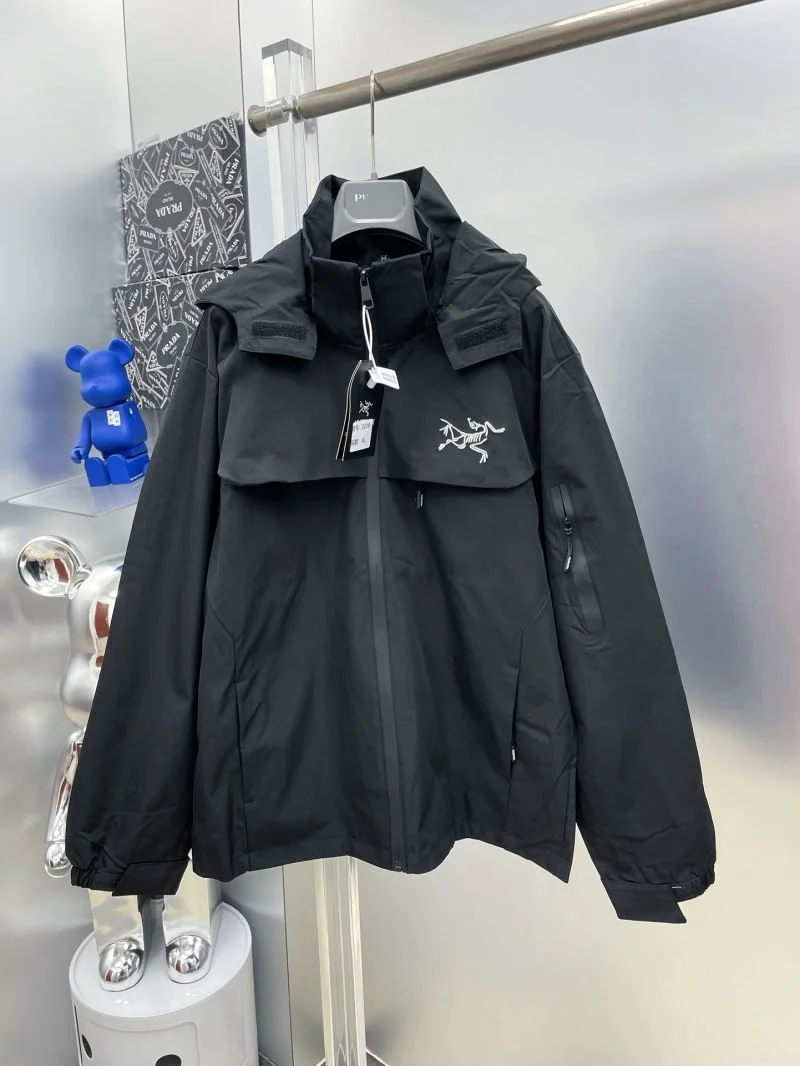 Refined Arcteryx Outwear 163223