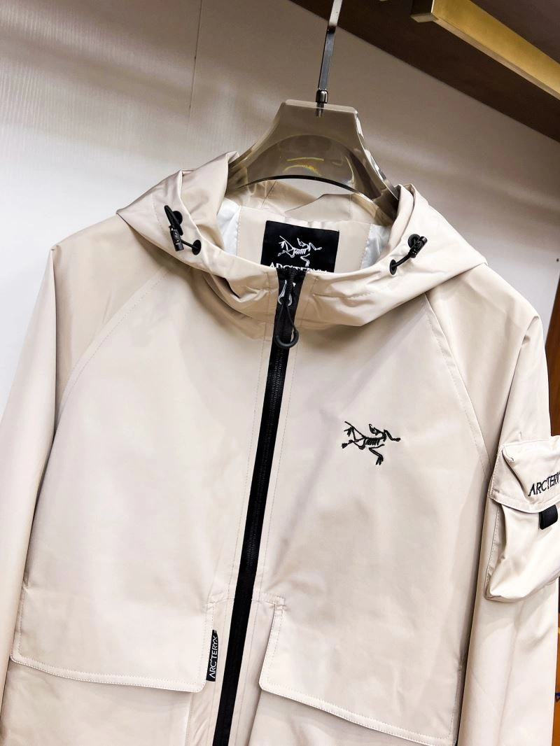 Arcteryx Outwear ComfortFit 162200