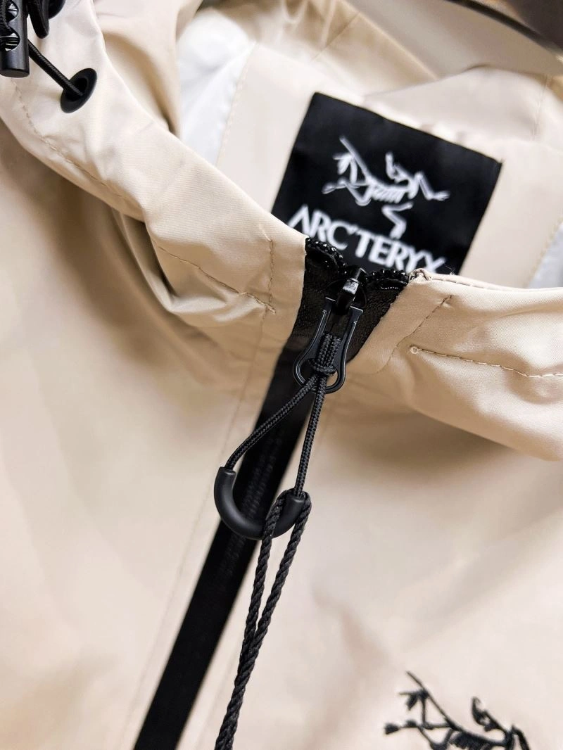Arcteryx Outwear ComfortFit 162200