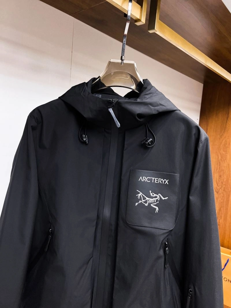 Arcteryx Outwear FashionForward 162215