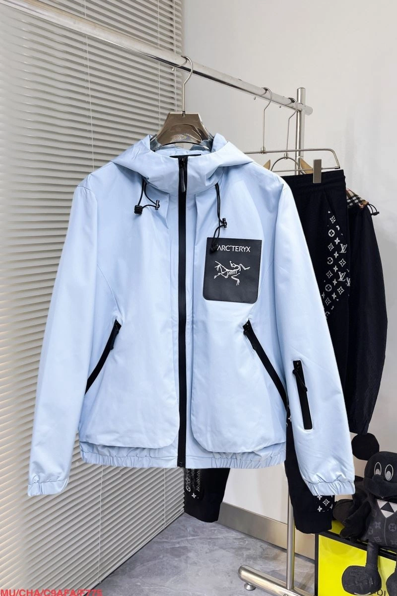 Arcteryx Outwear Versatile 162191