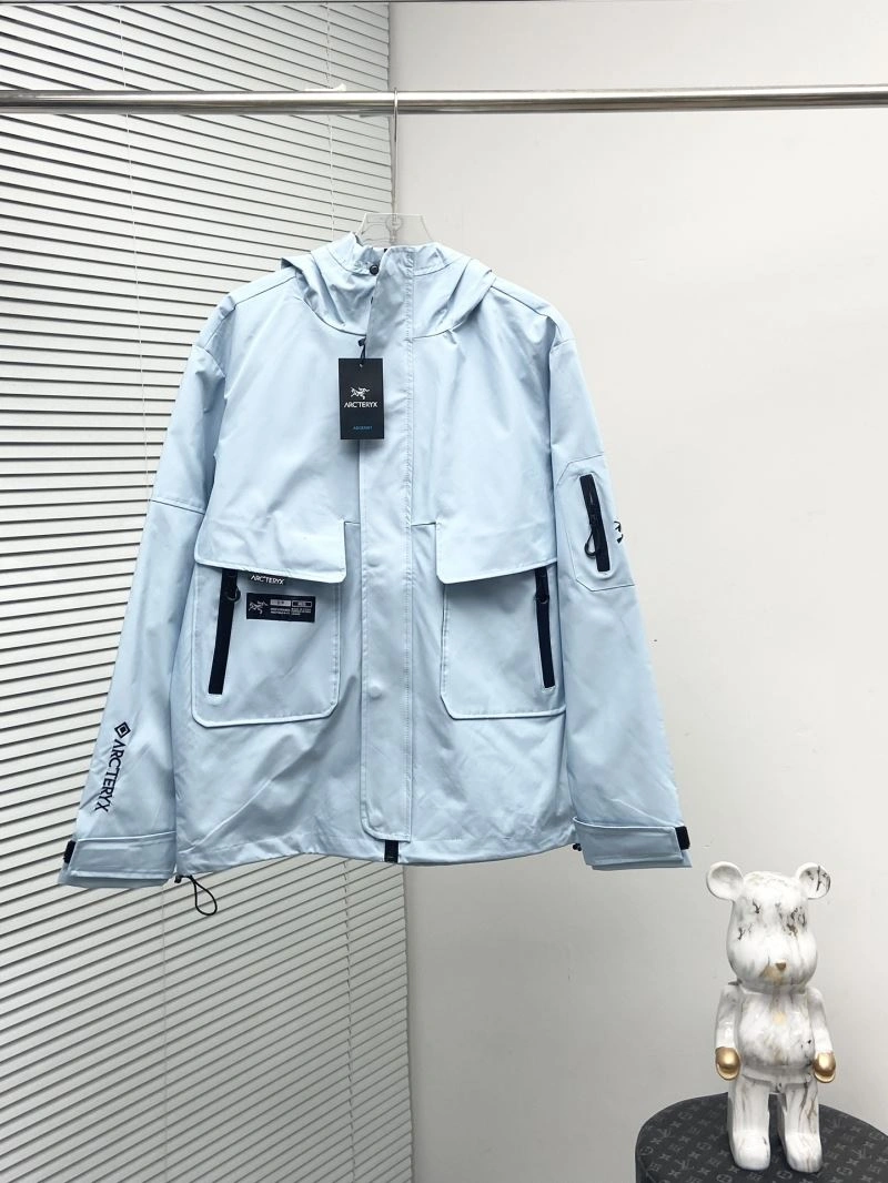 Arcteryx Outwear Stretchable 162244