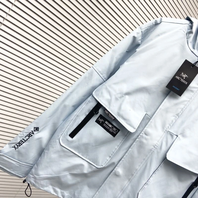 Arcteryx Outwear Stretchable 162244